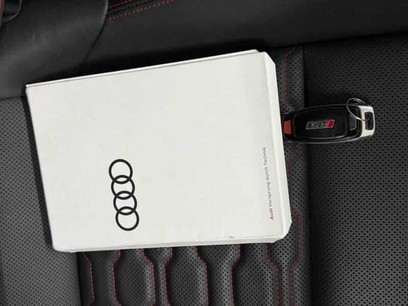 2022 Audi RS e-tron GT quattro