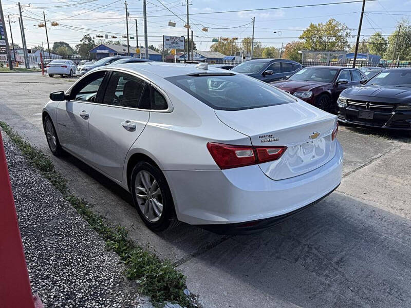 2017 Chevrolet Malibu LT