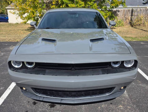 2018 Dodge Challenger SXT Plus