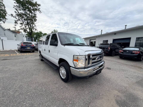 2012 Ford E-Series E-350 SD XLT