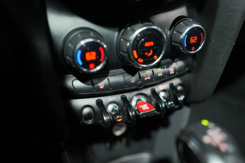 2016 MINI Hardtop 4 Door Cooper