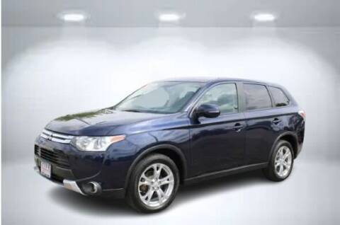 2015 Mitsubishi Outlander for sale at LIFE AFFORDABLE AUTO SALES in Columbus OH