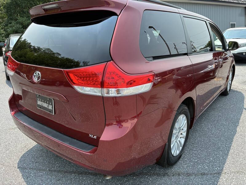 2012 Toyota Sienna