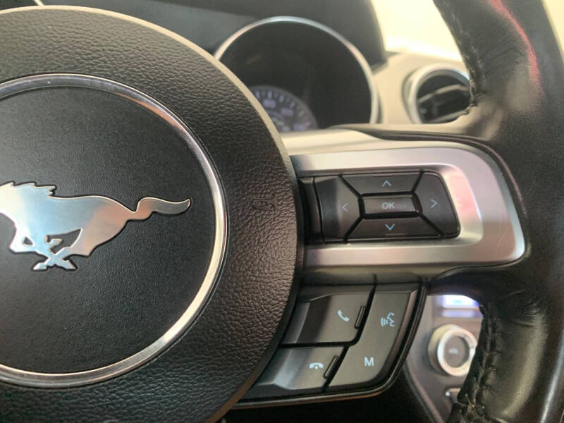 2022 Ford Mustang EcoBoost Premium
