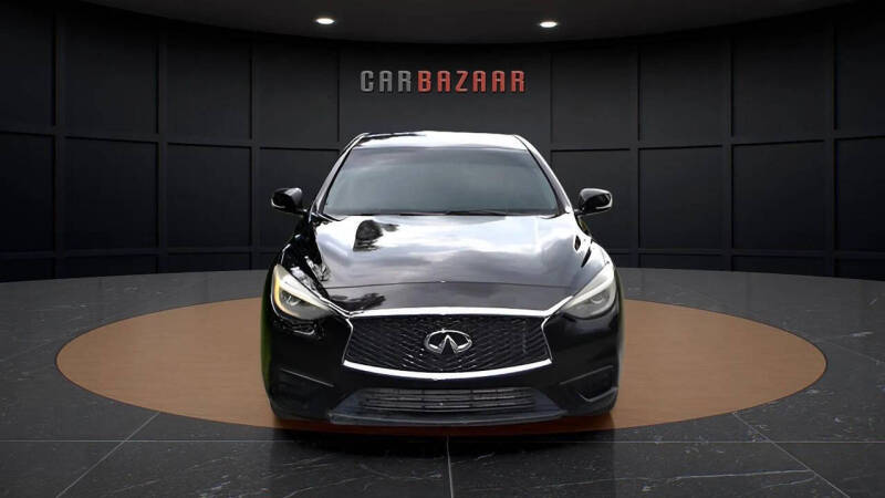 2017 Infiniti QX30 Luxury