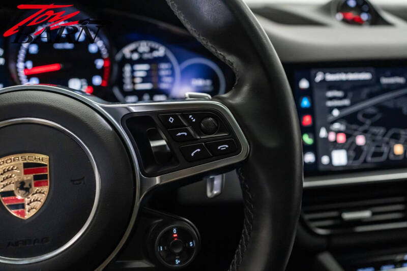 2023 Porsche Cayenne Coupe Platinum Edition