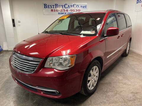 2016 Chrysler Town and Country for sale at Best Buy Car Co in Independence MO