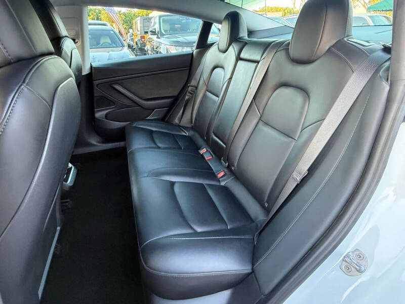 2020 Tesla Model 3 Long Range