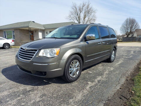 2010 Chrysler Town and Country for sale at CALDERONE CAR & TRUCK in Whiteland IN