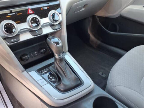 2019 Hyundai Elantra