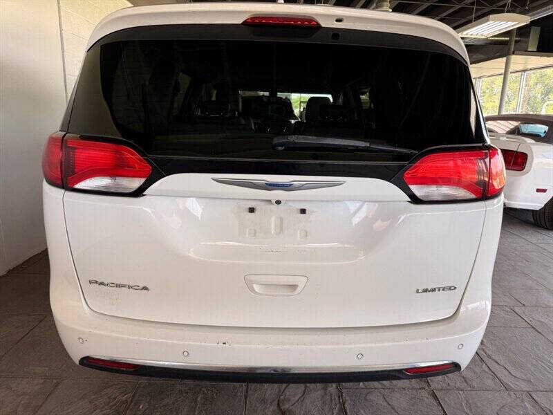 2018 Chrysler Pacifica Limited