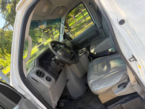 2012 Ford E-Series E-150