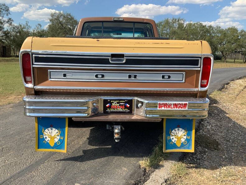 1975 Ford F-250