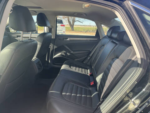 2016 Volkswagen Passat 1.8T SEL