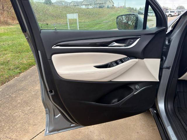 2023 Buick Enclave Essence