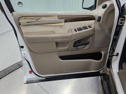 2002 Ford Explorer Eddie Bauer