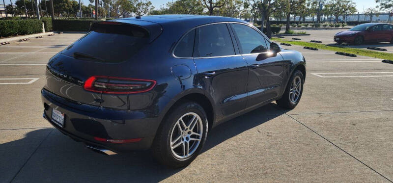 2018 Porsche Macan
