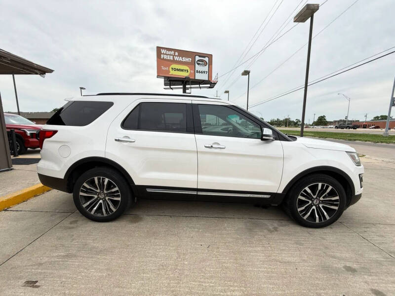 2016 Ford Explorer Platinum