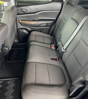 2017 GMC Acadia SLE-2