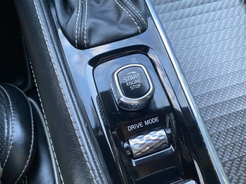 2019 Volvo XC90 T5 R-Design
