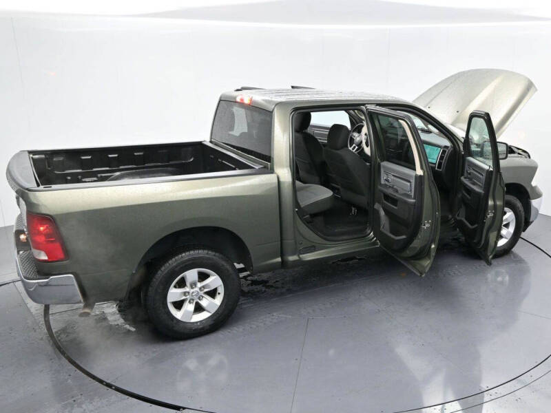 2021 RAM 1500 Classic SLT