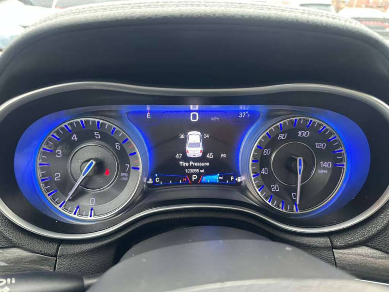 2018 Chrysler 300 Touring