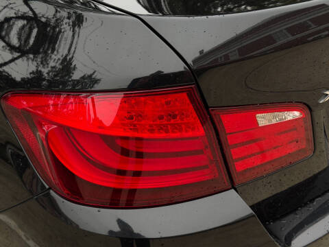 2013 BMW 5 Series 528i xDrive