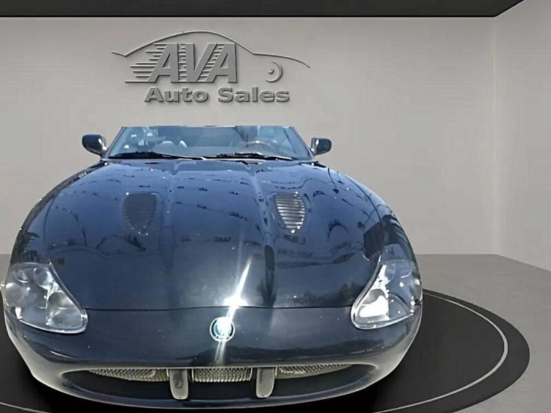 2004 Jaguar XKR