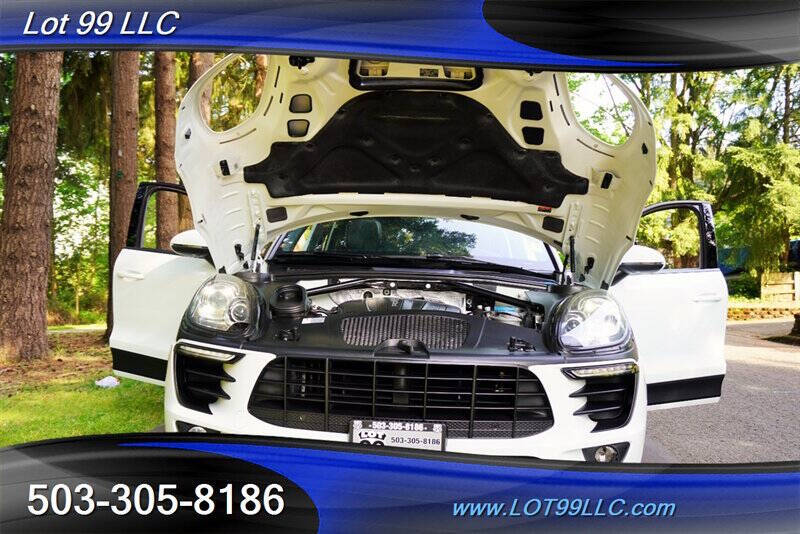 2017 Porsche Macan