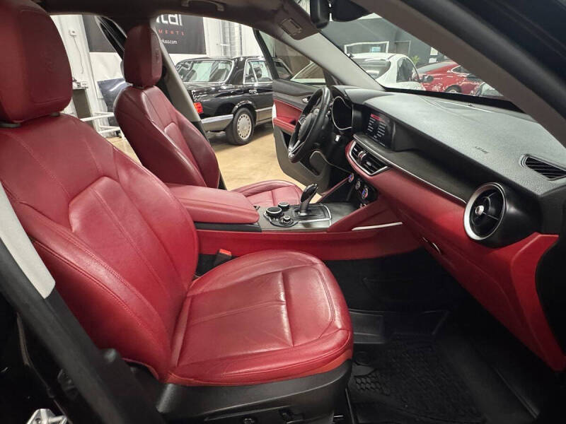 2018 Alfa Romeo Stelvio Ti