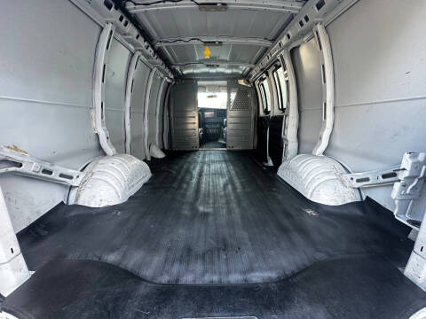 2019 Chevrolet Express 2500