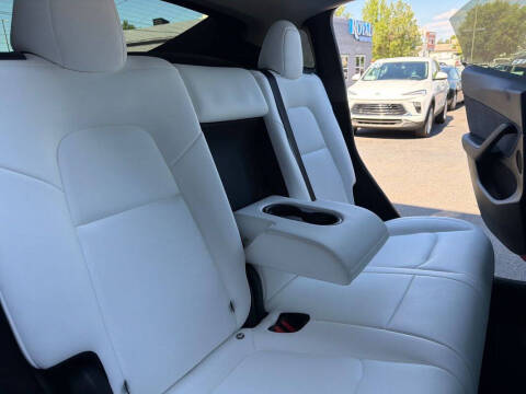 2025 Tesla Model Y Long Range