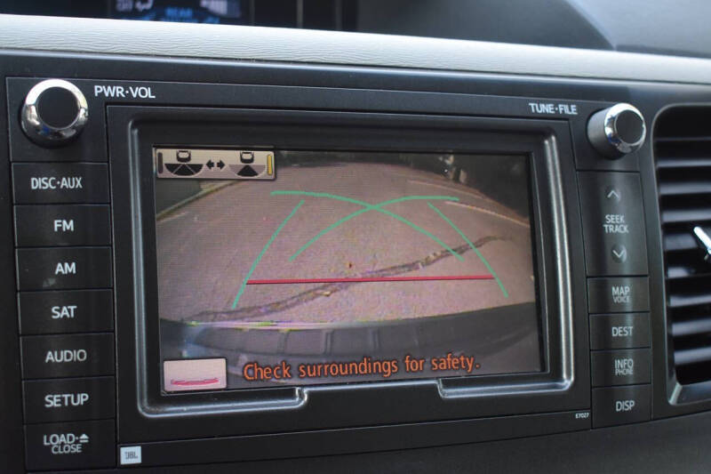 2014 Toyota Sienna Limited 7-Passenger