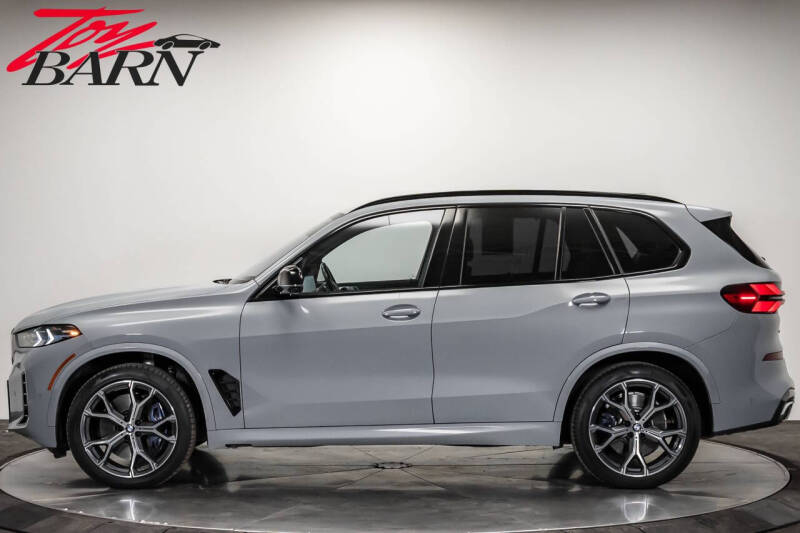 2024 BMW X5 M60i