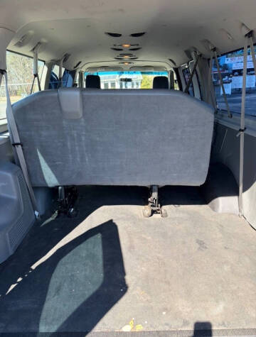 2014 Ford E-Series E-350 SD XL