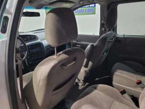 2003 Ford Windstar