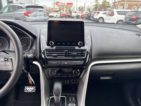 2023 Mitsubishi Eclipse Cross LE