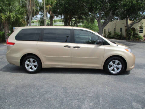 2012 Toyota Sienna Base 7-Passenger
