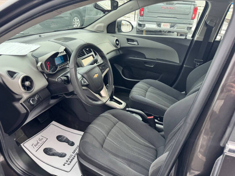 2016 Chevrolet Sonic LT Auto