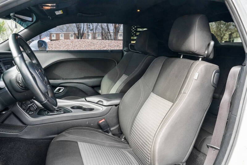 2020 Dodge Challenger SXT