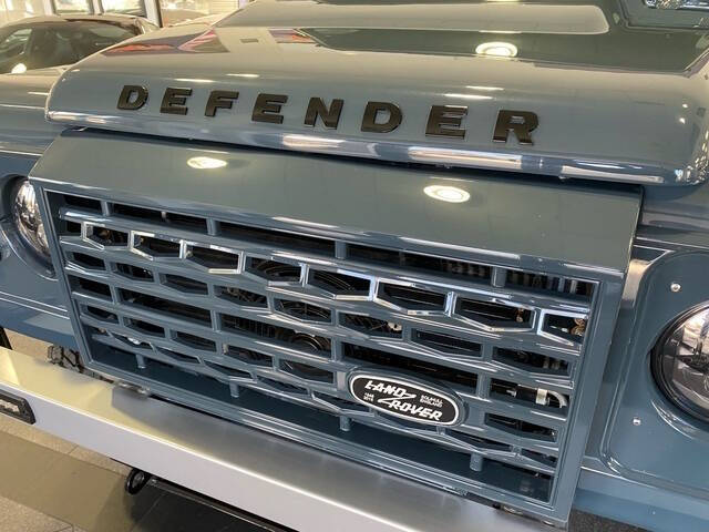1997 Land Rover Defender 13