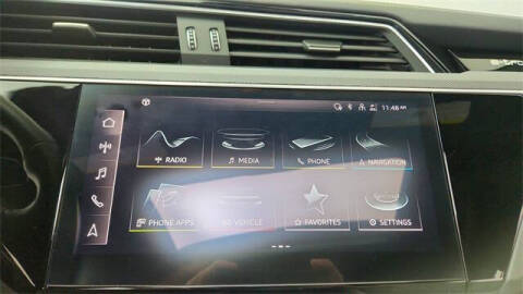 2024 Audi Q8 Sportback e-tron quattro Prestige S line