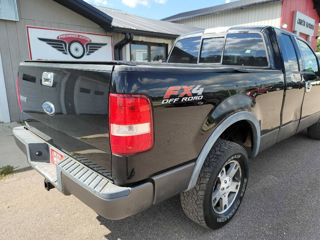 2004 Ford F-150 11