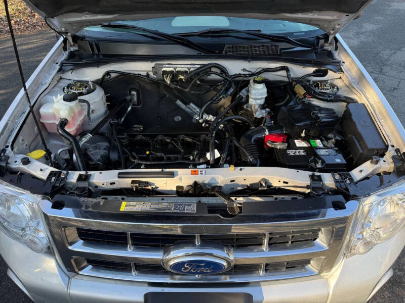 2011 Ford Escape XLS