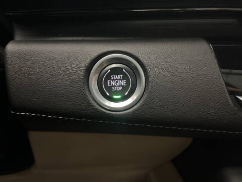 2022 Cadillac Escalade ESV Premium Luxury