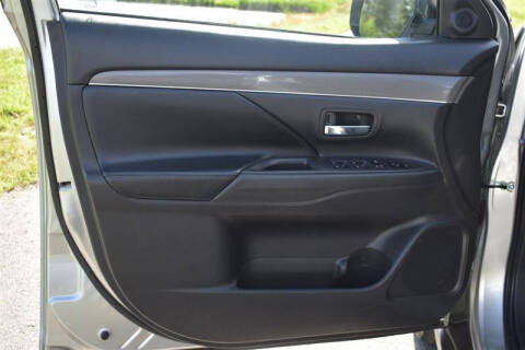 2020 Mitsubishi Outlander SEL