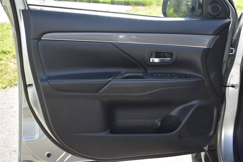 2020 Mitsubishi Outlander SEL