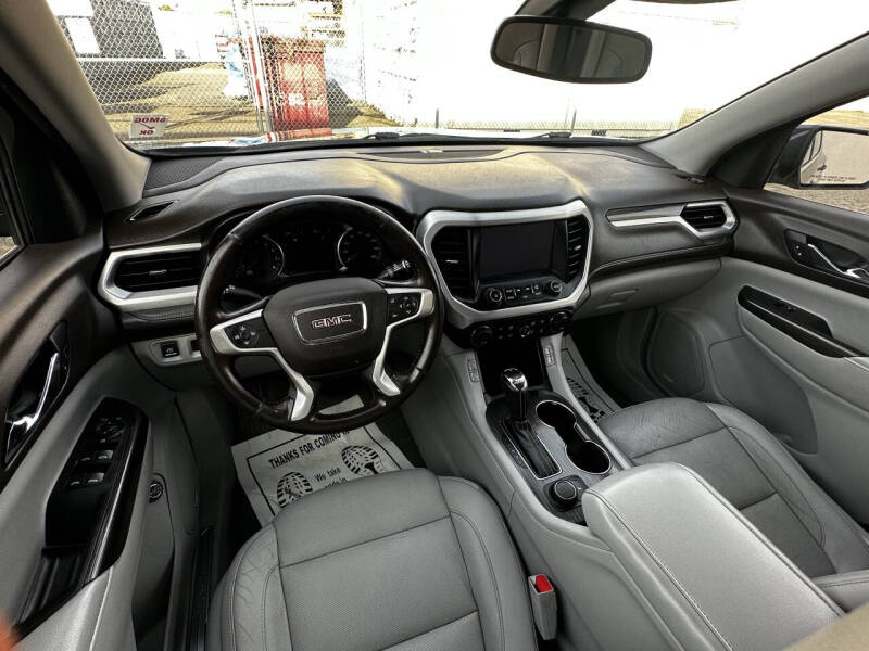 2018 GMC Acadia SLT-1