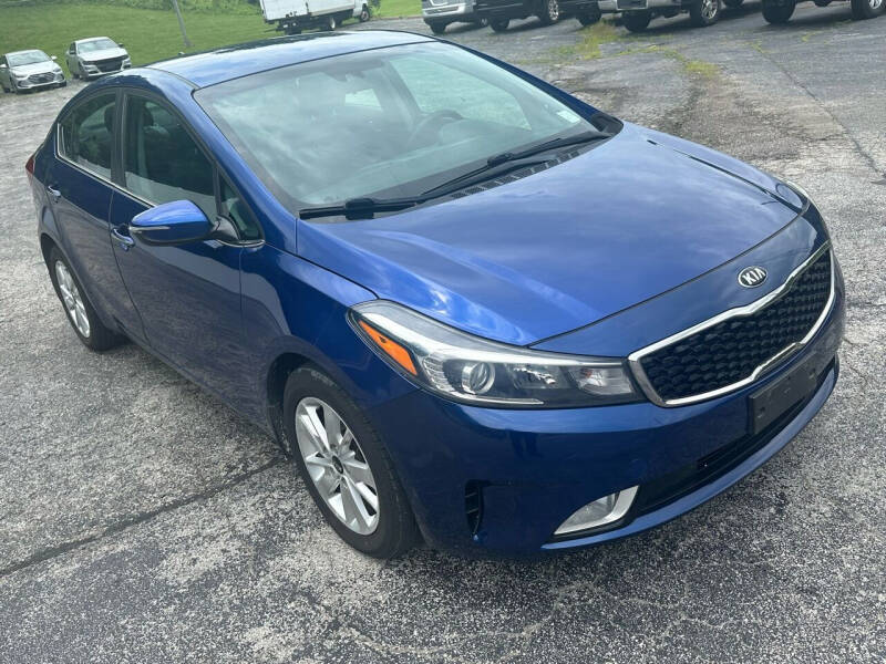 2017 Kia Forte null photo 11