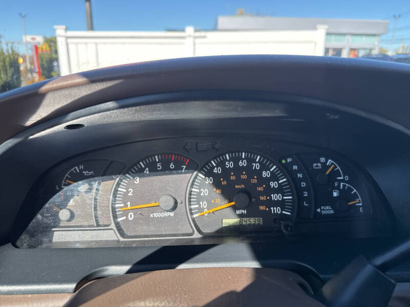 2002 Toyota Tundra Limited V8